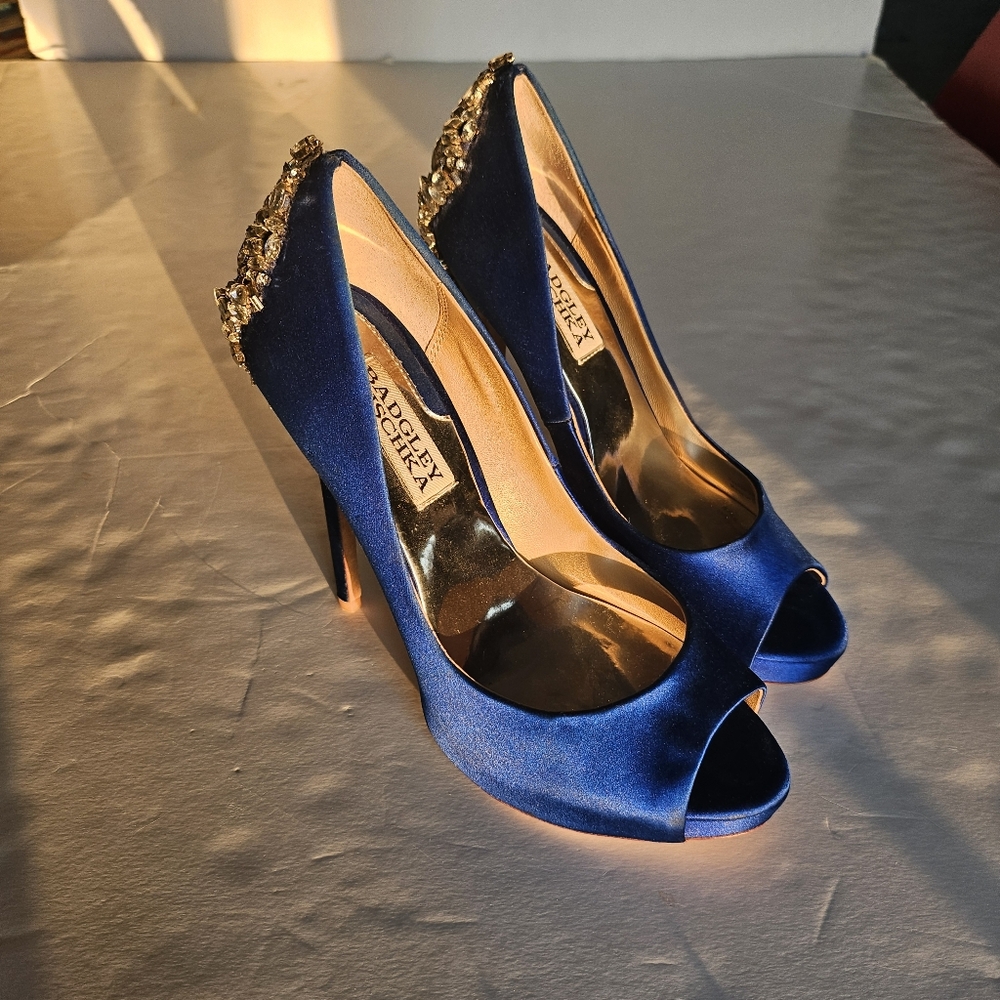 Badgley Mischka Kiara Embelished Peep Toe Pump Royal Blue Heels Size 5.5